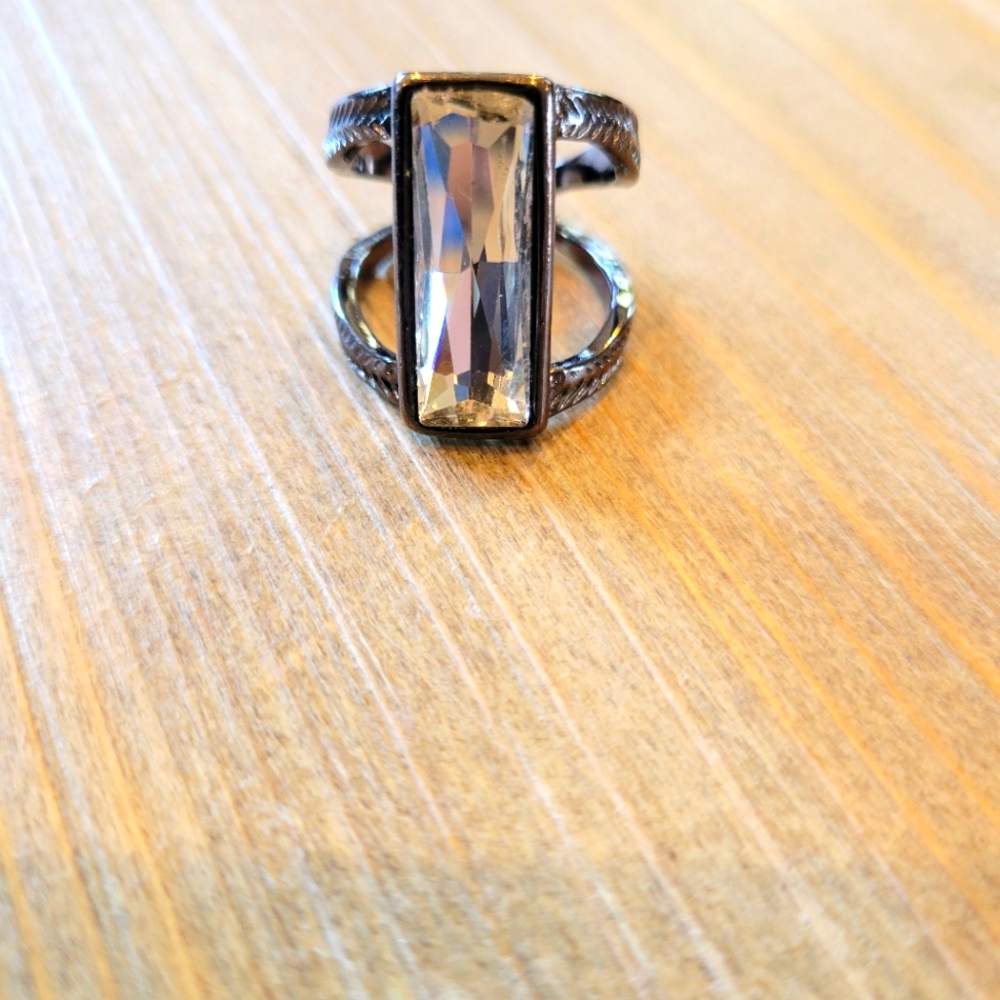 Cute ring !
